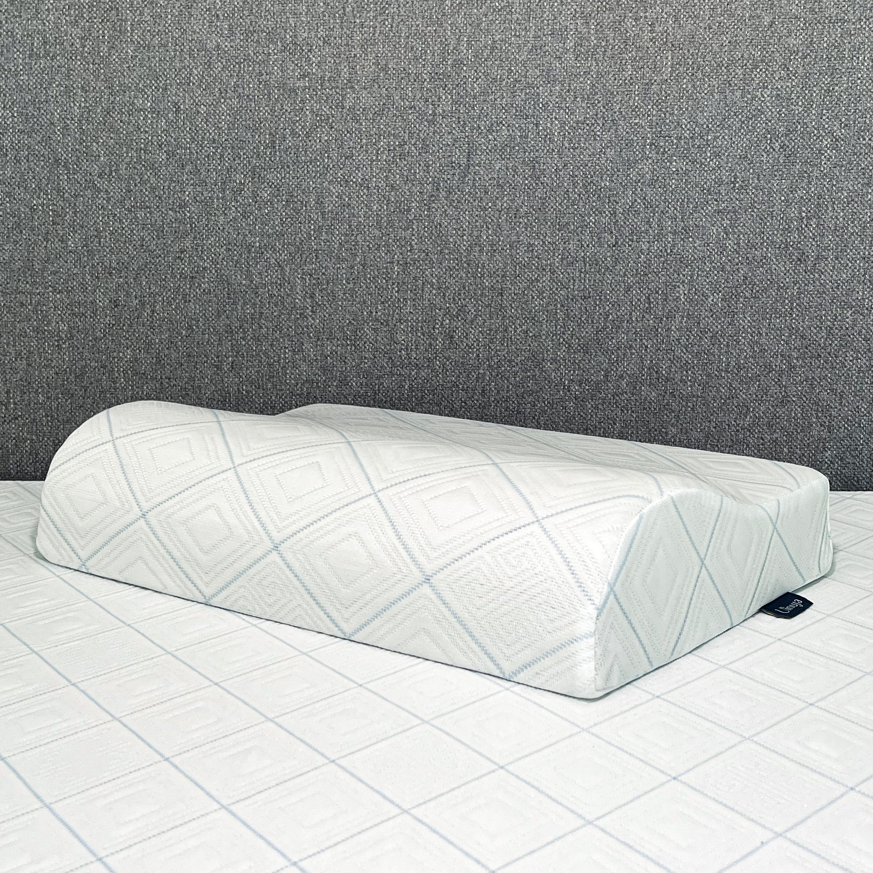 ELLE Ergonominen tyyny